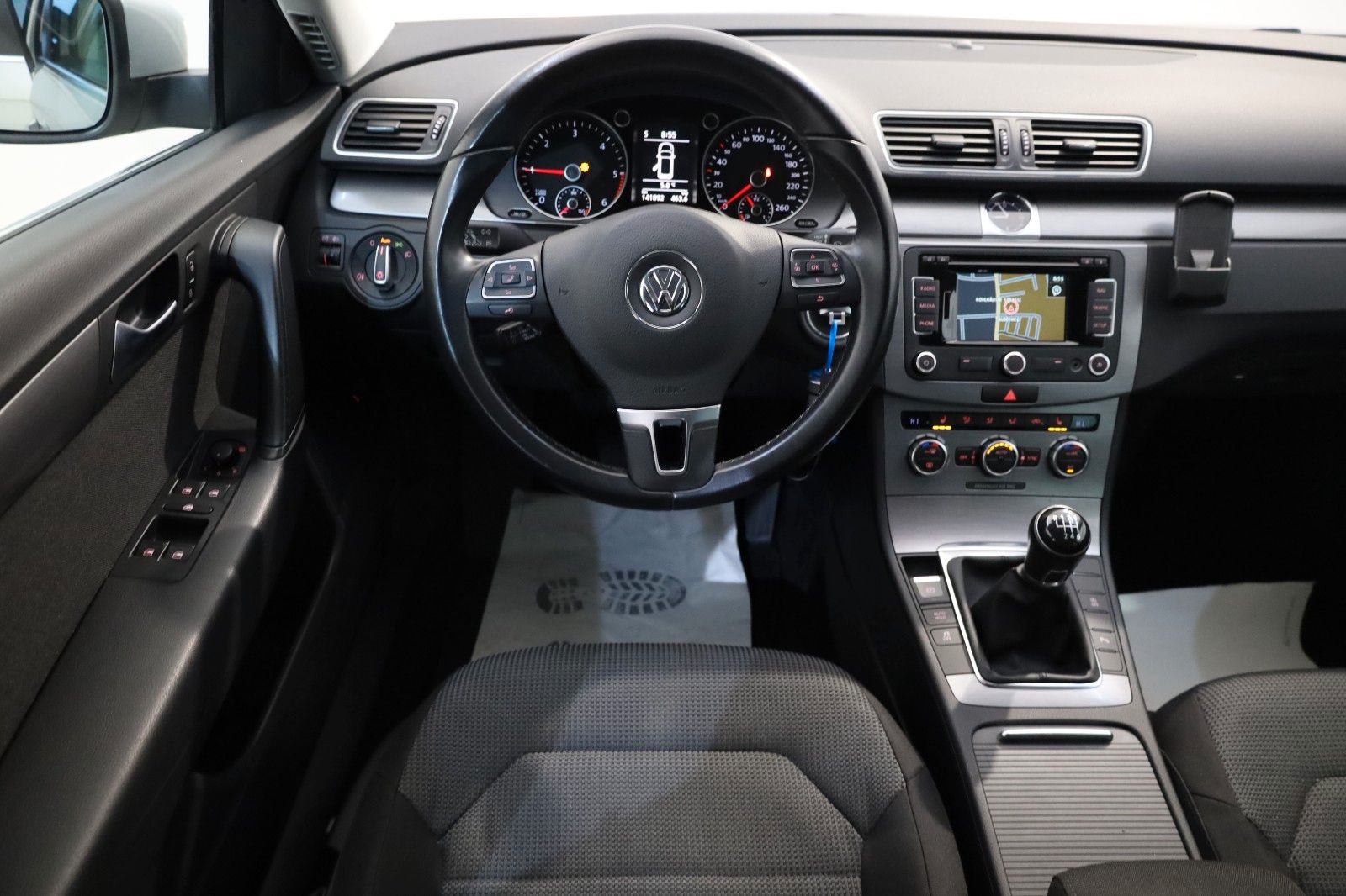 Fahrzeugabbildung Volkswagen Passat Variant Comfortline BlueM.,Navi,SH,AHK+WR