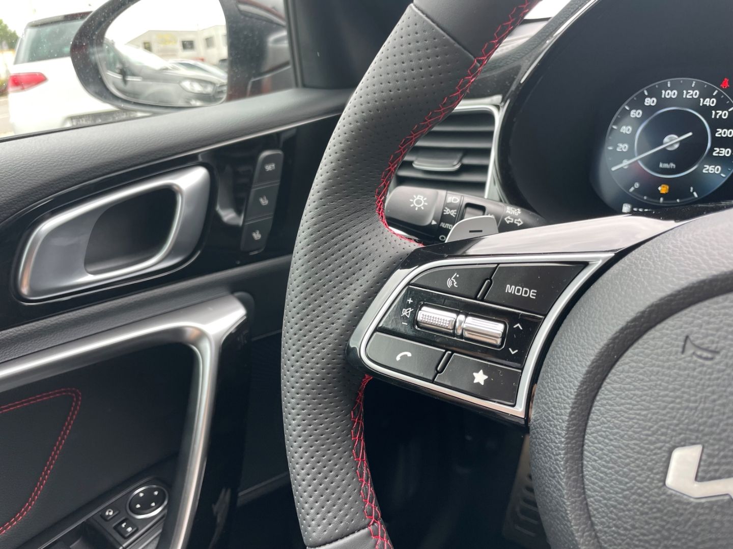 Fahrzeugabbildung Kia ProCeed GT Navi JBL LED ACC El. Heckklappe