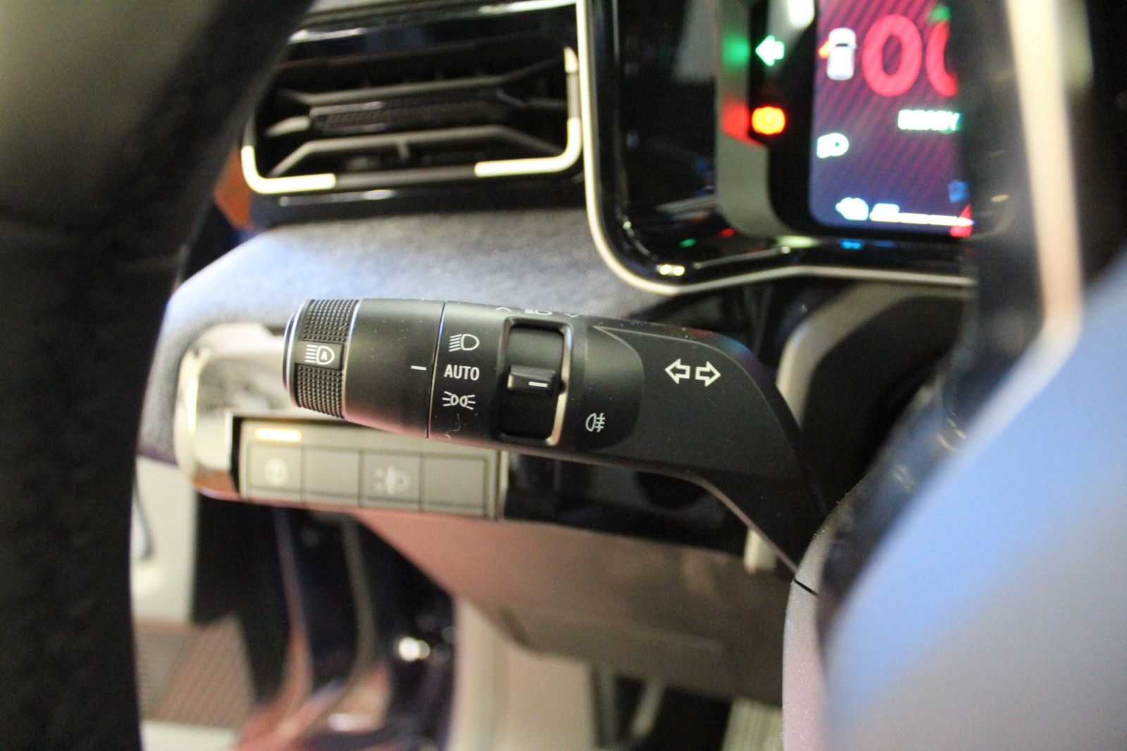 Fahrzeugabbildung Renault R 5 150 Comfort Range Techno  *Vollausstattung*