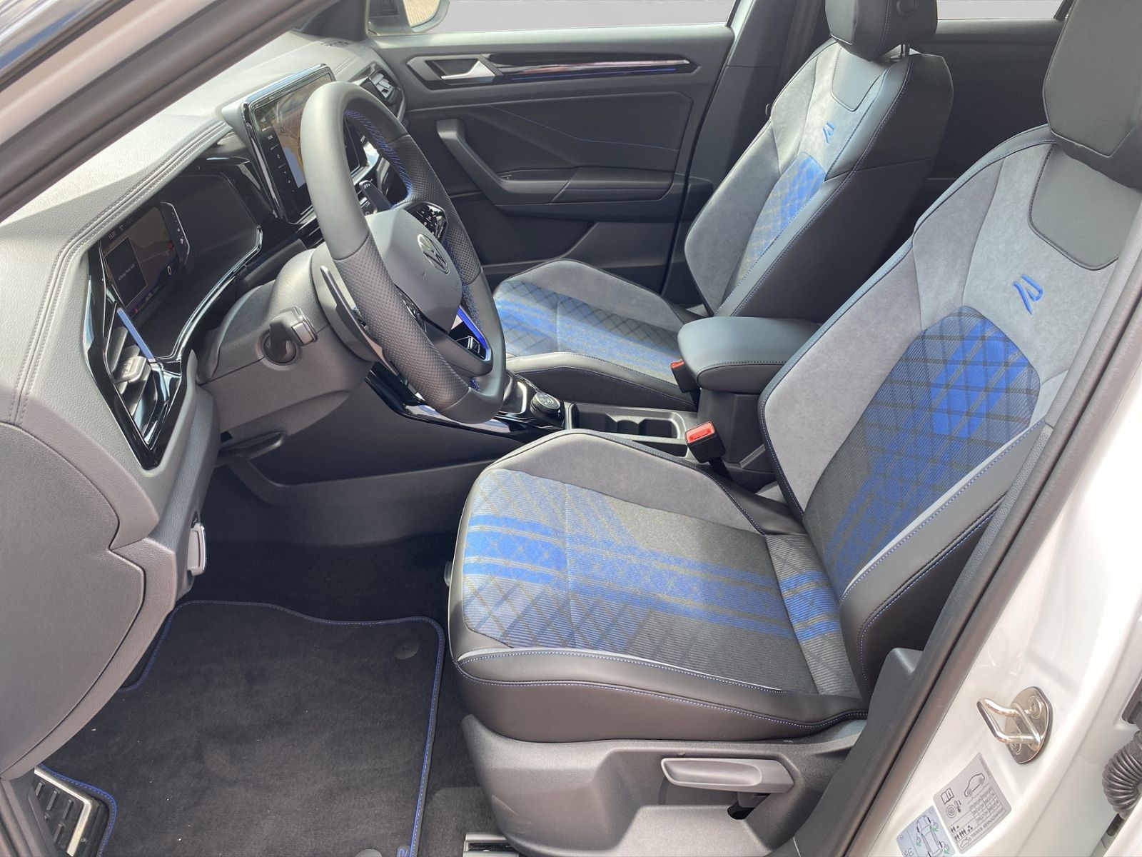 Volkswagen T-Roc - Bild 9