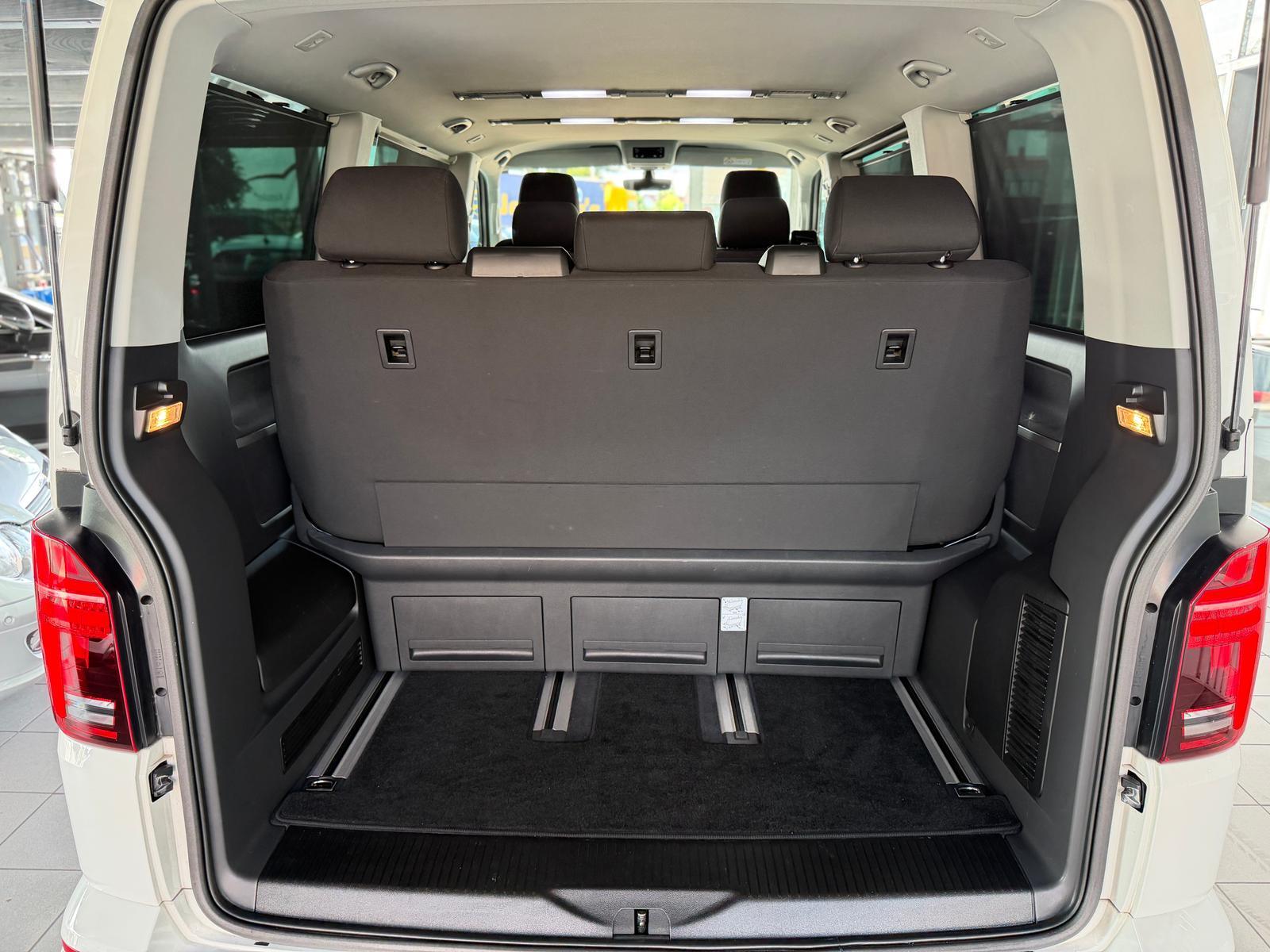 Volkswagen T6.1 Multivan 4MO. 2.0TDI DSG 7-SITZER KAM AHK