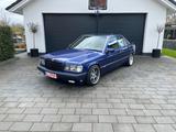 Mercedes-Benz 190 AVANTGARDE AZURRO