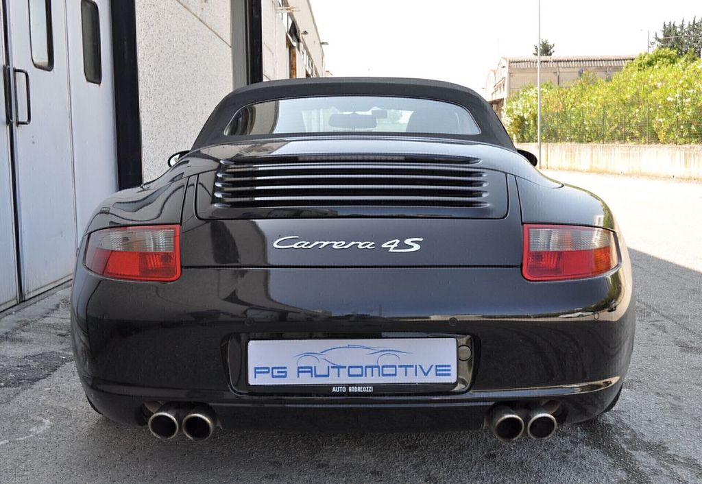 PORSCHE 911 2007