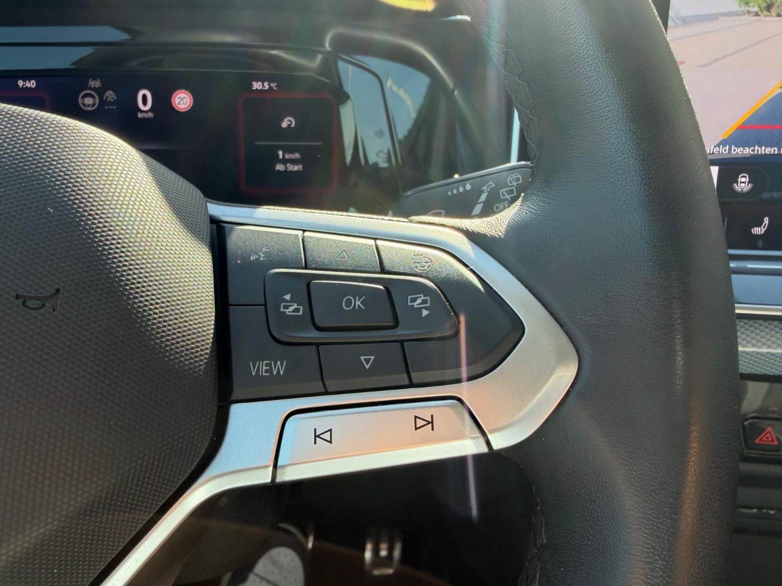 Volkswagen Golf VIII Variant 1.5 eTSI 85 kW Goal Kamera, миниатюра 12