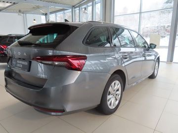 Fotografie 4 des Skoda OCTAVIA COMBI 1.5 TSI mHEV 110 kW "Joy" AHK