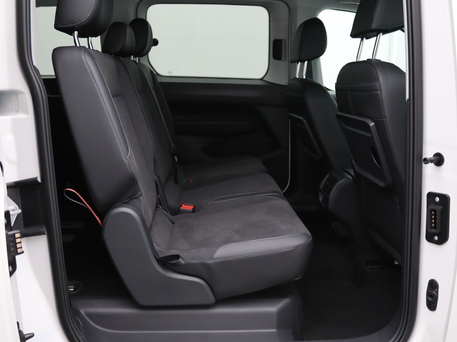 Volkswagen Caddy Maxi - Bild 15