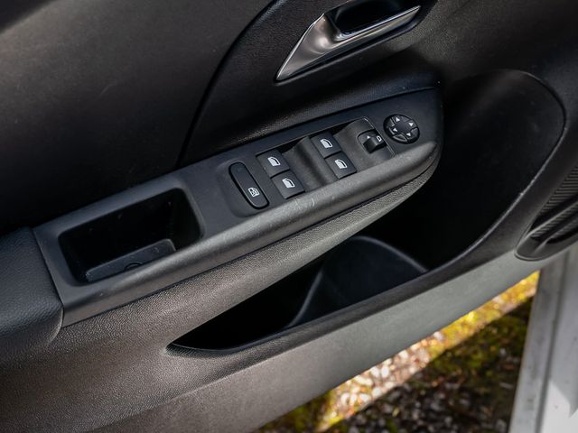 Opel Corsa F 1.2 Basis Spurhalteassistent LED