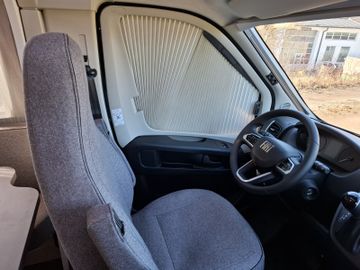 Sunlight Adventure T 68 Combi 6E TV-Paket AWT isoliert 8G