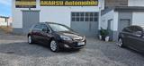 Opel Astra J Lim. 5-trg. Innovation SCHIEBEDACH - Opel Astra aus 2012 mit Diesel-Antrieb: Limousine