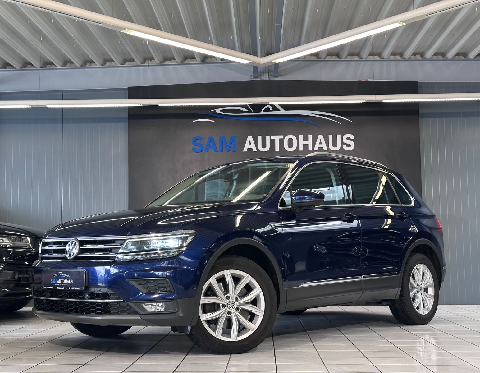 VW Tiguan Highline 2.0TSI 4Mot /LED/ACC/NAV/RFK/AHK