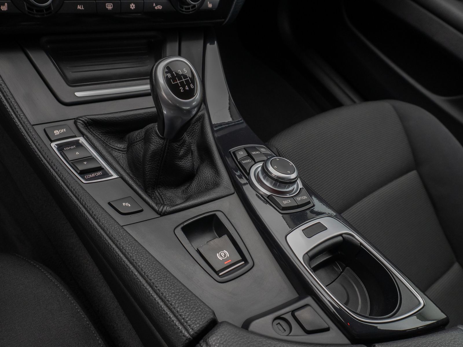 Fahrzeugabbildung BMW 520d Lim. Sitzhzg Navigation PDC Klima Bluetooth