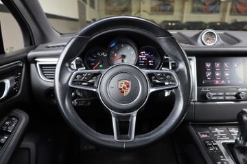 Porsche Macan - 11