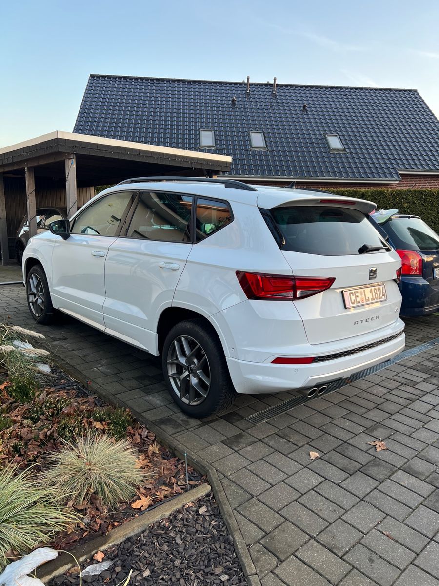 SEAT Ateca 1.5 TSI FR DSG FR, AHK, Alcantara, Navi