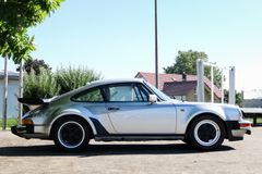 Fahrzeugabbildung Porsche 911 Turbo * Motor komplett neu *