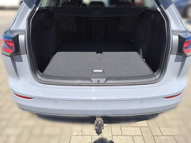 Fahrzeugabbildung Volkswagen Golf Variant 2.0 TDI DSG Goal AHK GJR NAVI AREA-