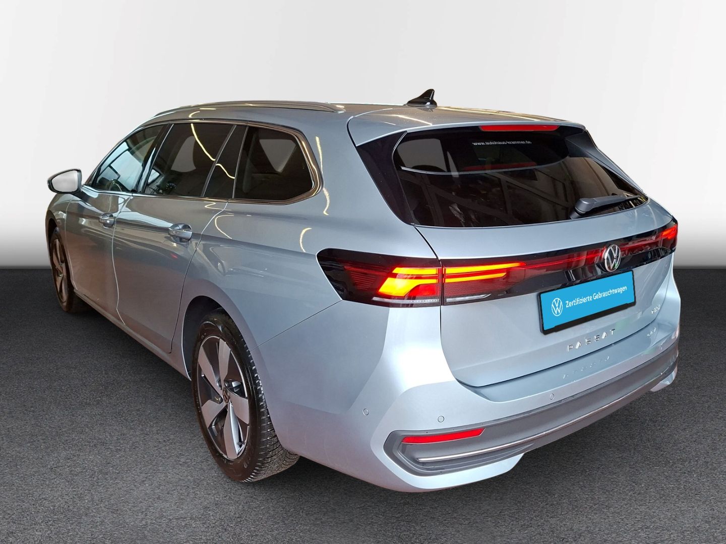 Passat Variant 1.5 eTSI DSG Business *AHK*KAMERA
