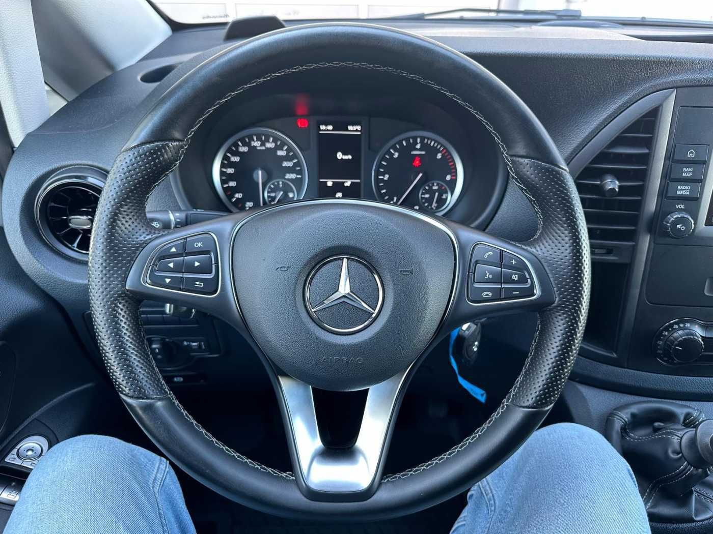 Fahrzeugabbildung Mercedes-Benz Vito 116 CDI Extralang Audio40 Klima Kamera SHZ