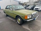 Mercedes-Benz MB 240D*SCHIEBED*1.HD*VOLLE DOKUMENT*H-KENNZEICH - Mercedes-Benz 240 mit Diesel-Antrieb: Limousine