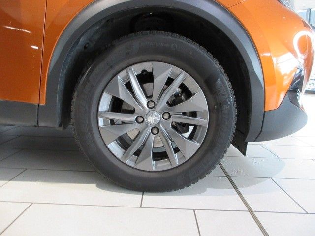 Fahrzeugabbildung Peugeot 2008 Active Pack 1.2T LED/NAVI/PDC/R´CAM/TEMPO