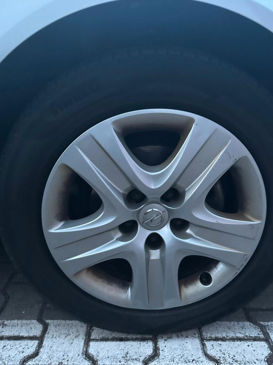 Opel Insignia 1.6 Selection Selection