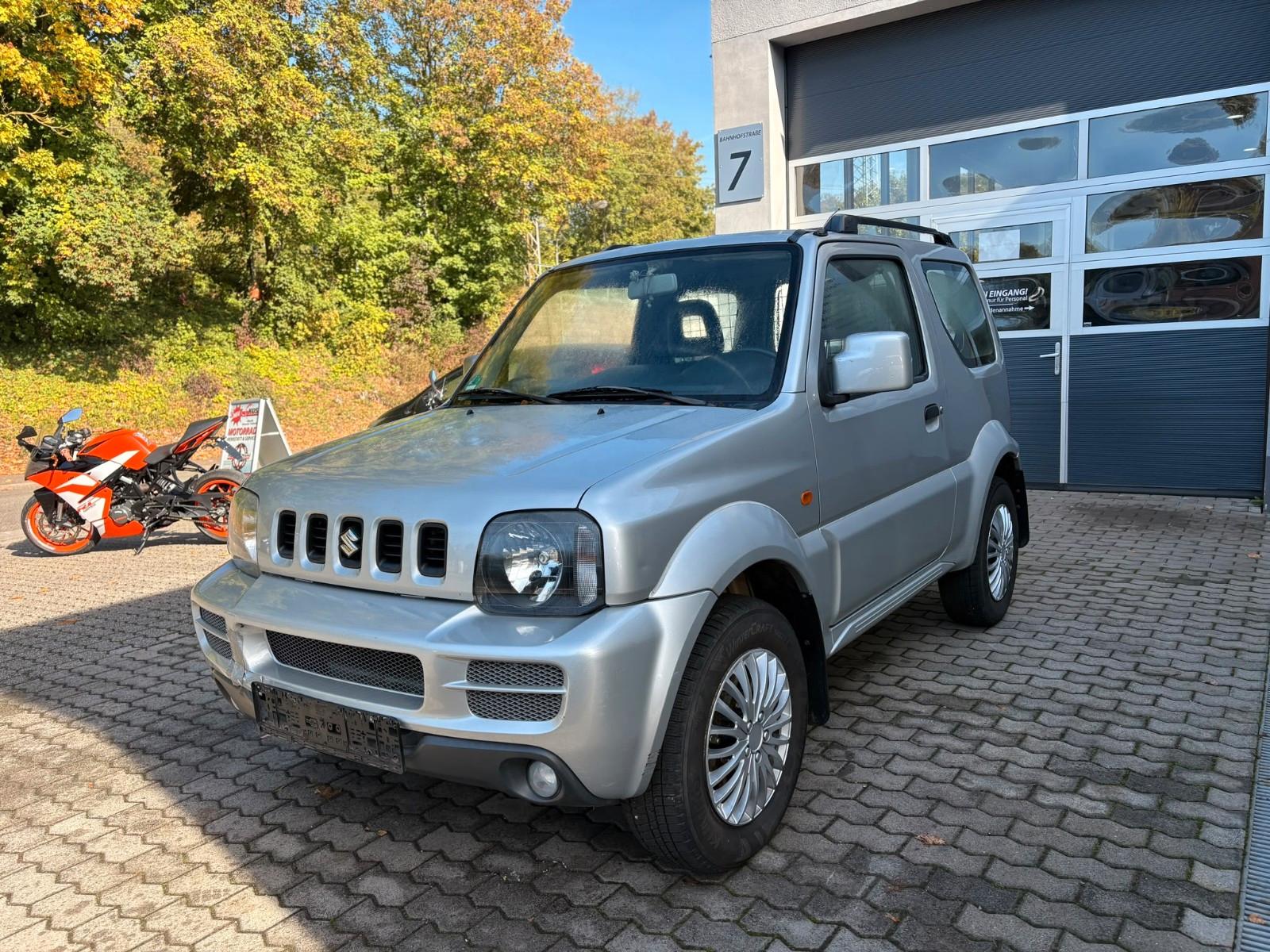 Suzuki Jimny 2010 — interior