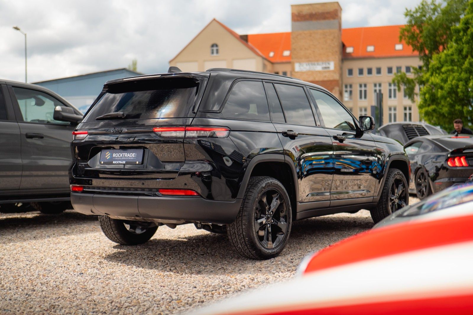 Fahrzeugabbildung Jeep Grand Cherokee 3.6 4x4 Altitude *ACC*Pano*LED*