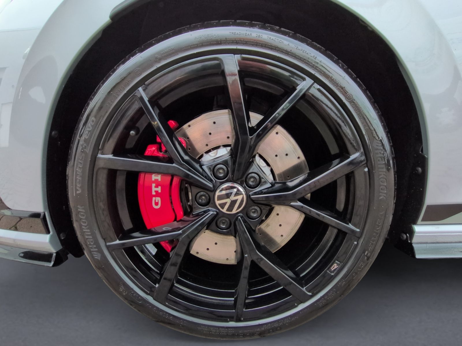 Golf VIII GTI Clubsport 2.0 TSI DSG +AKRAPOVIC+