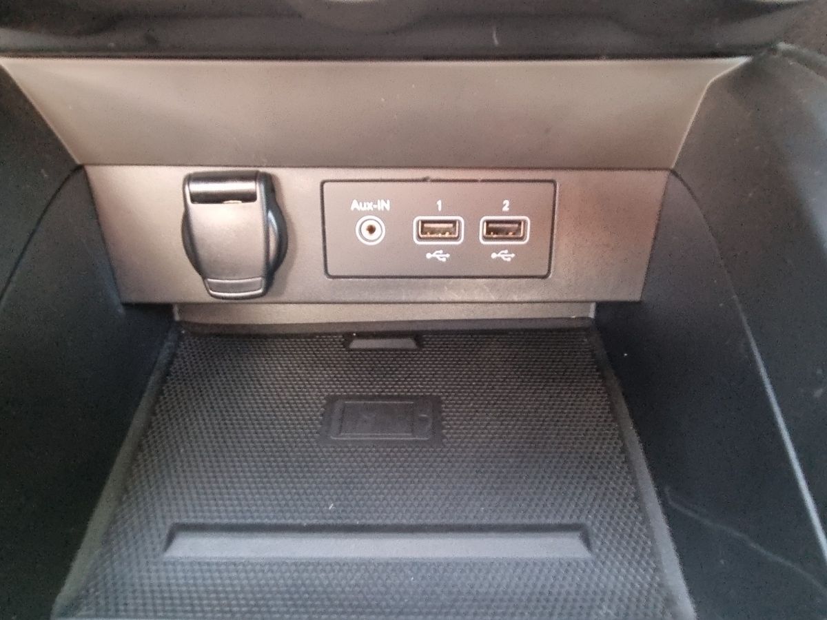 Fahrzeugabbildung Renault Clio INTENS TCe 130 EDC