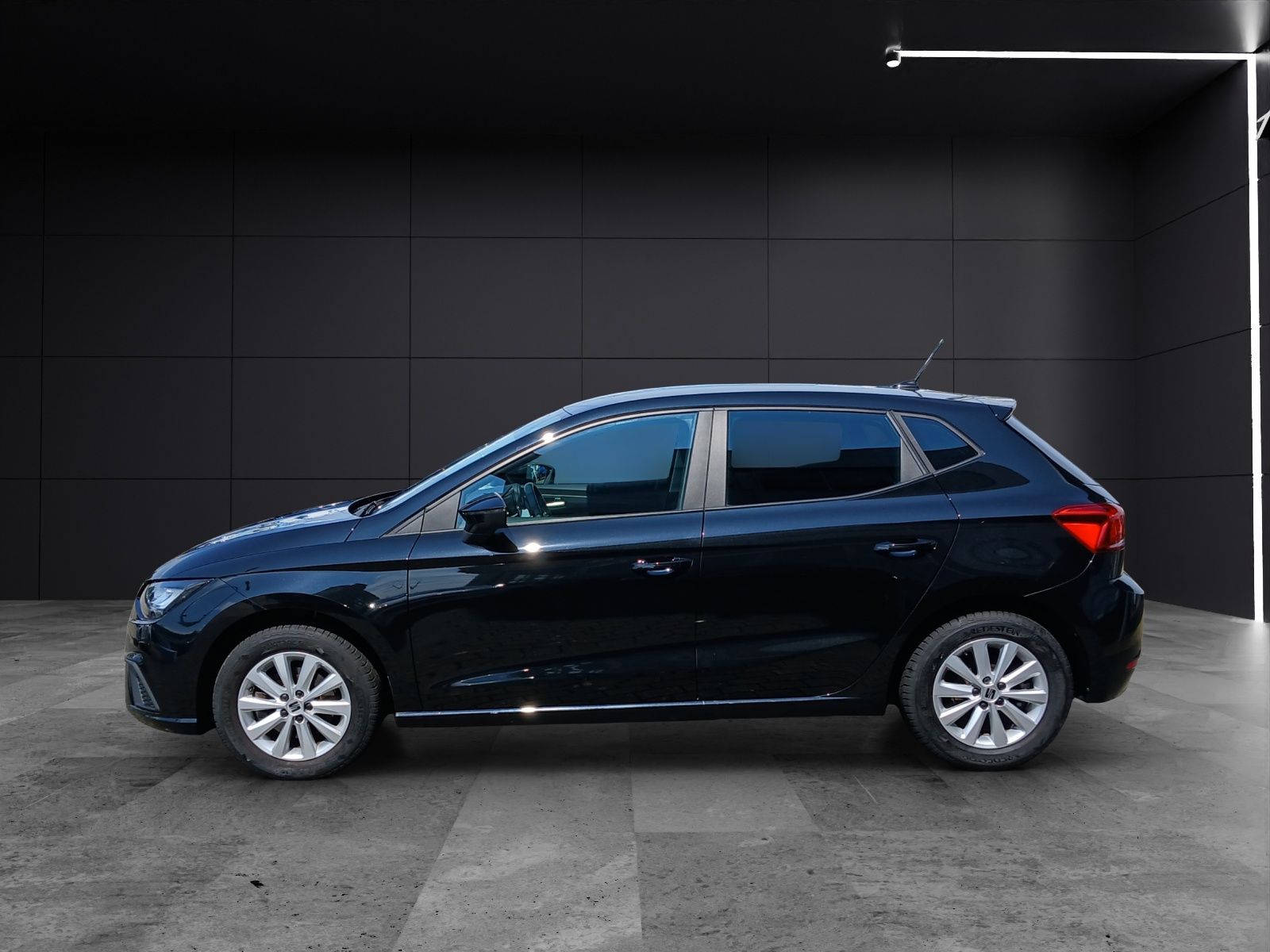 Fahrzeugabbildung SEAT Ibiza TSI Style DSG LED VC ACC RFK SHZ