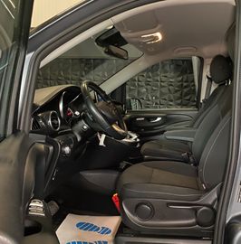Mercedes V 250 - 11