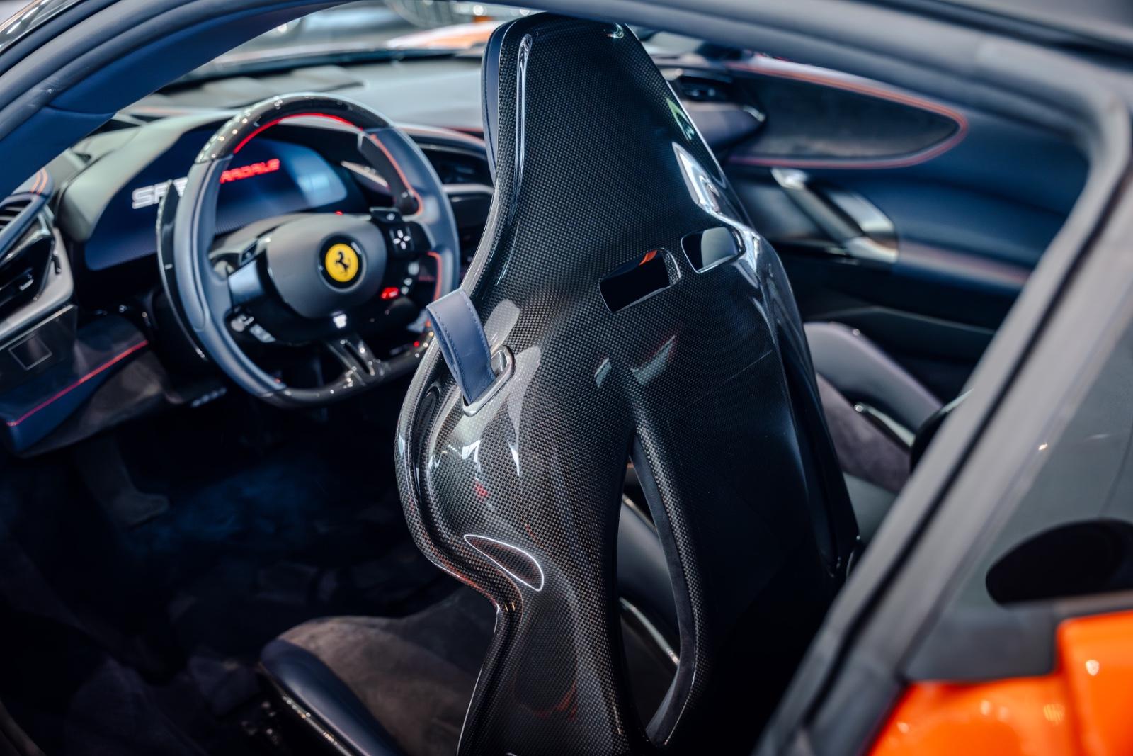 Ferrari SF90 Stradale*Lift*JBL*Carbon*Passenger-Display*