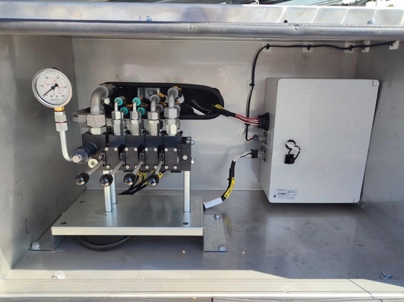 Fahrzeugabbildung Iveco Daily 70 C 18H D Schiebeplateau