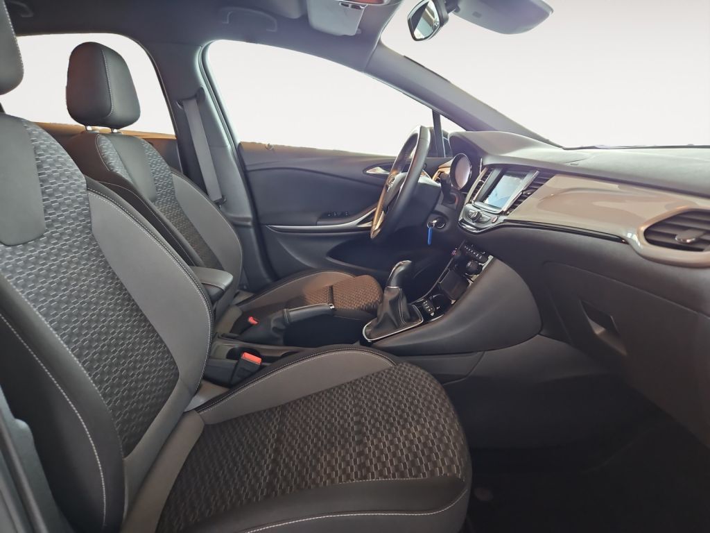 Fahrzeugabbildung Opel Astra 1.2 Turbo Start/Stop GS Line