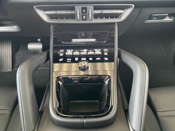 Porsche Cayenne - 9