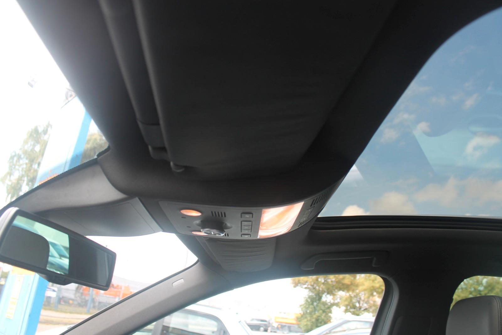 Volkswagen Touareg 3.0 V6 TDI Tiptronic*AHK*Standhzg*n22"LM