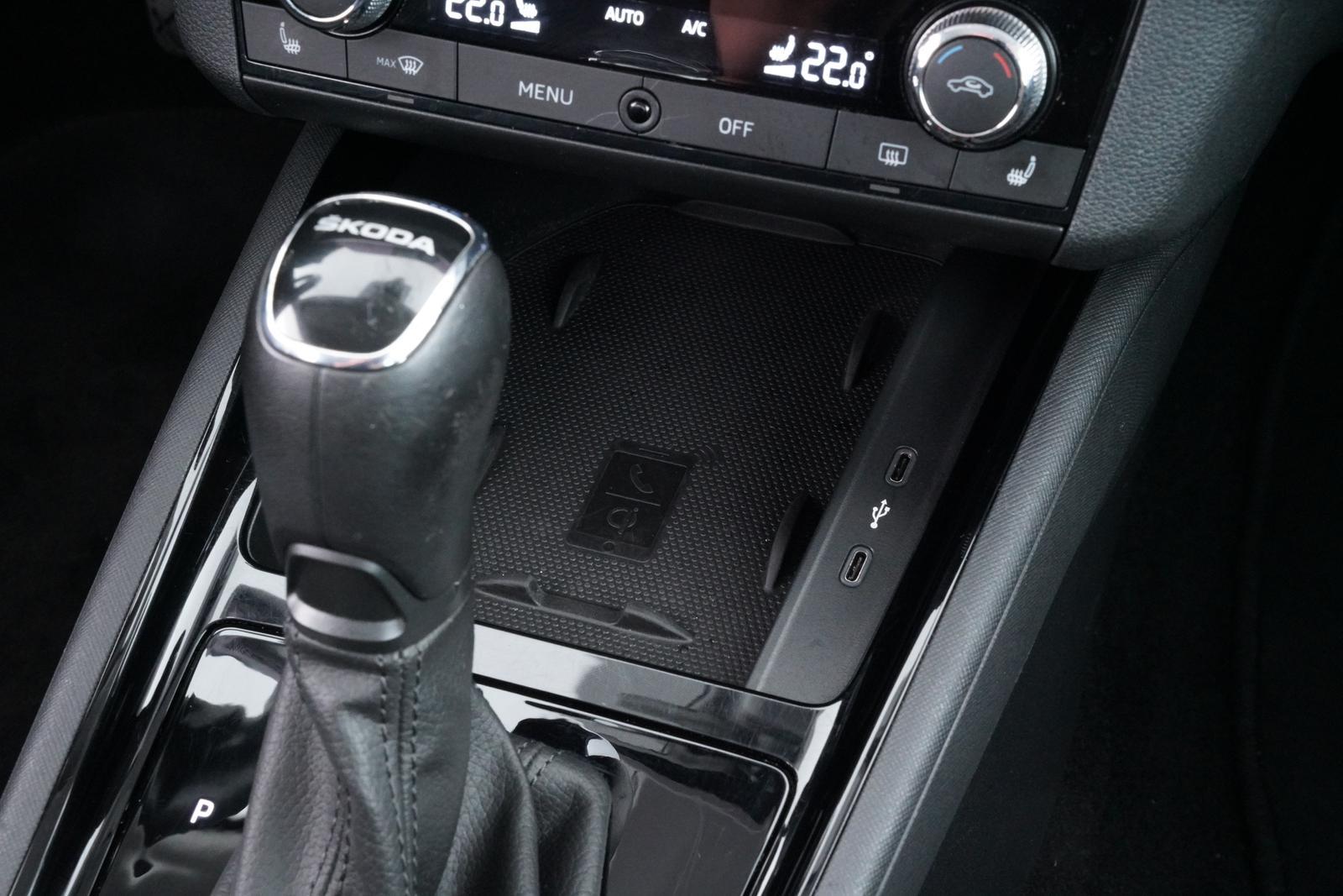 Skoda KAMIQ DRIVE125 TSI DSG 1.HAND+SCHECKHEFTGEPFLEGT