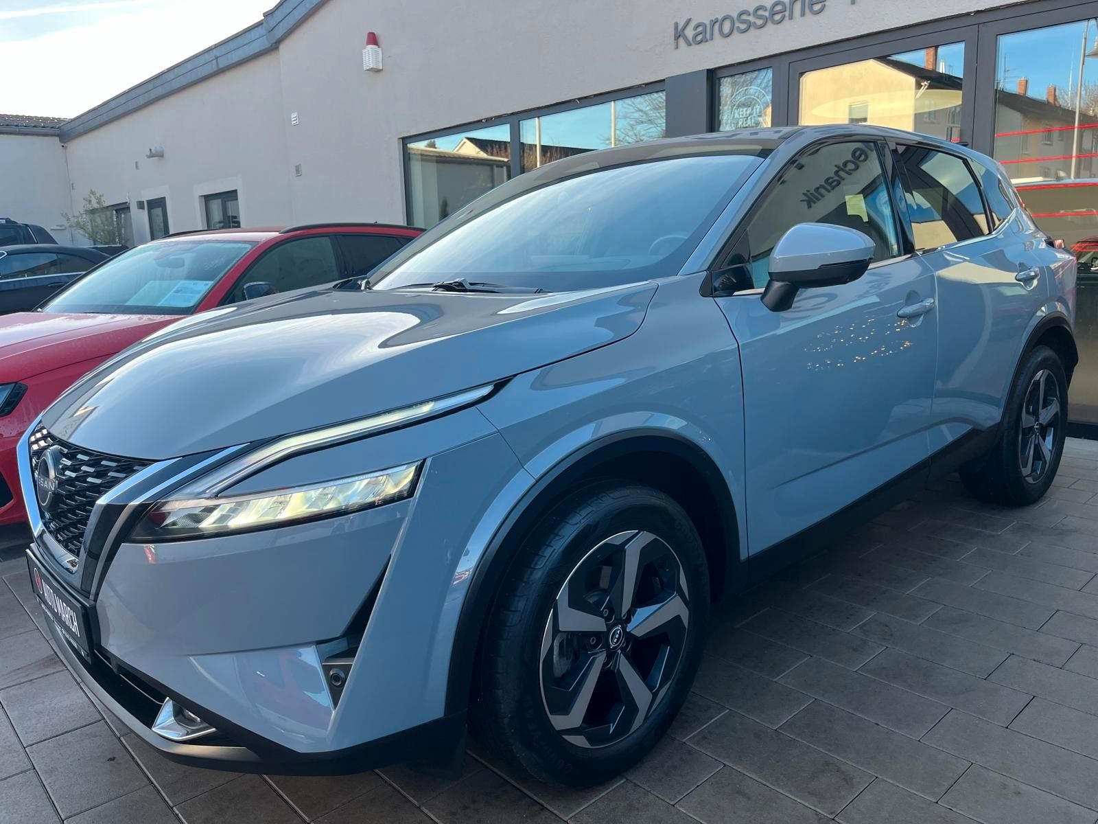 Fahrzeugabbildung Nissan Qashqai 1.3 N-Connecta*Winter-Paket*