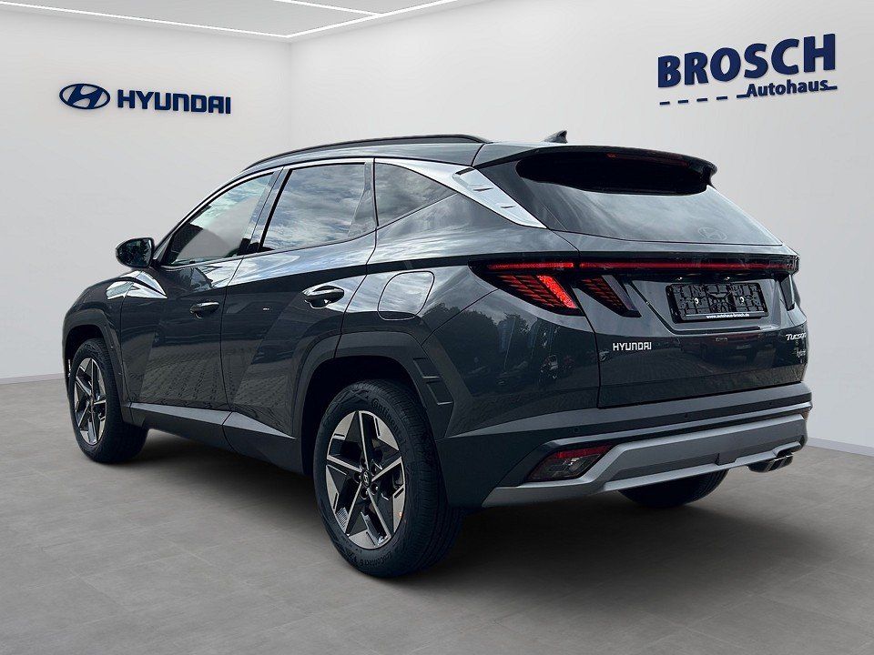 Fahrzeugabbildung Hyundai TUCSON HEV MY25 1.6T 6AT 4WD TREND MATRIX+NAV+QI