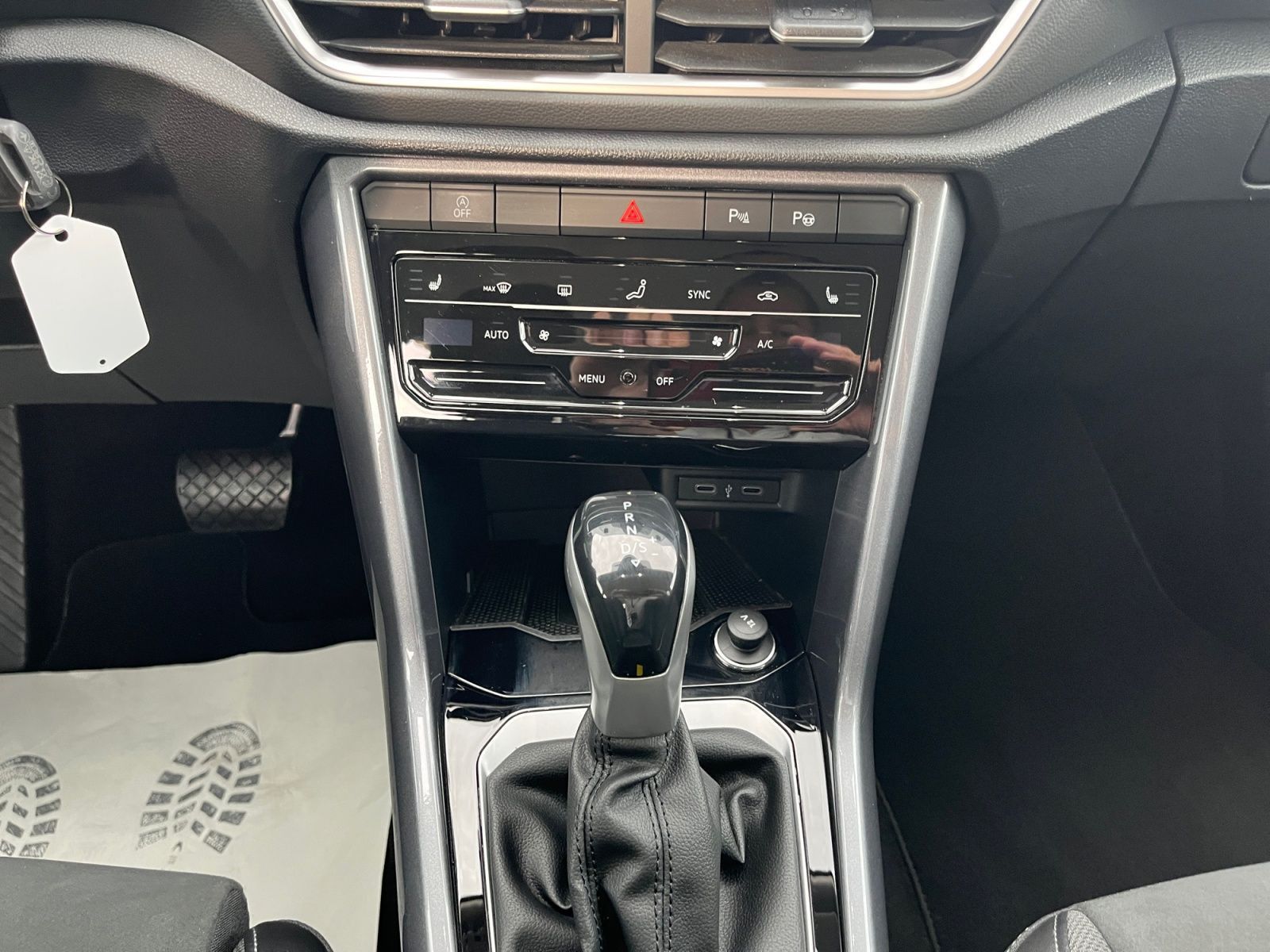 Volkswagen T-Roc - Bild 12