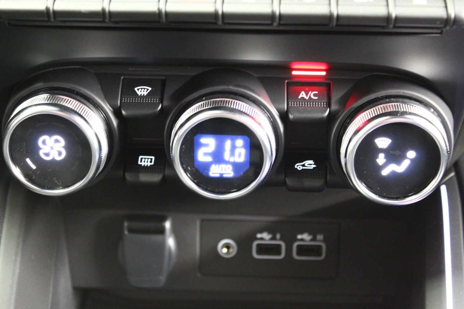 Fahrzeugabbildung Renault Clio TCe 90 Esprit Alpine *Winter-Paket*Bose*