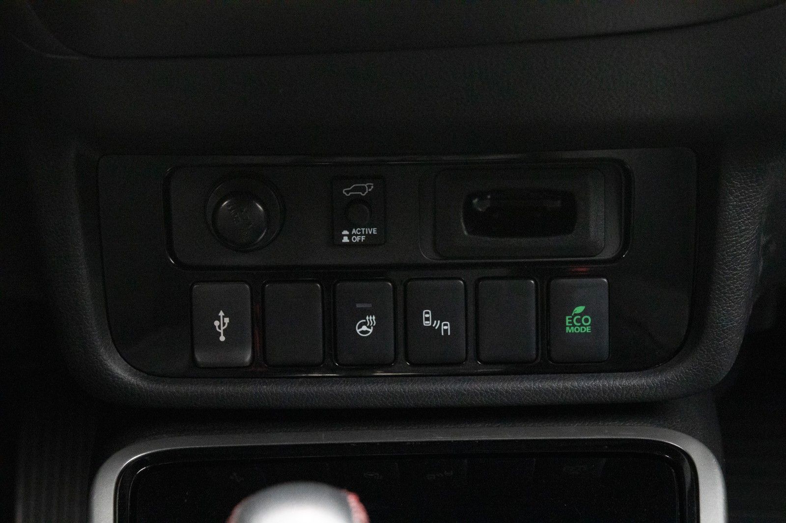 Fahrzeugabbildung Mitsubishi Outlander Spirit+ 2.0 CVT 2WD 1HD*Navi*Tel