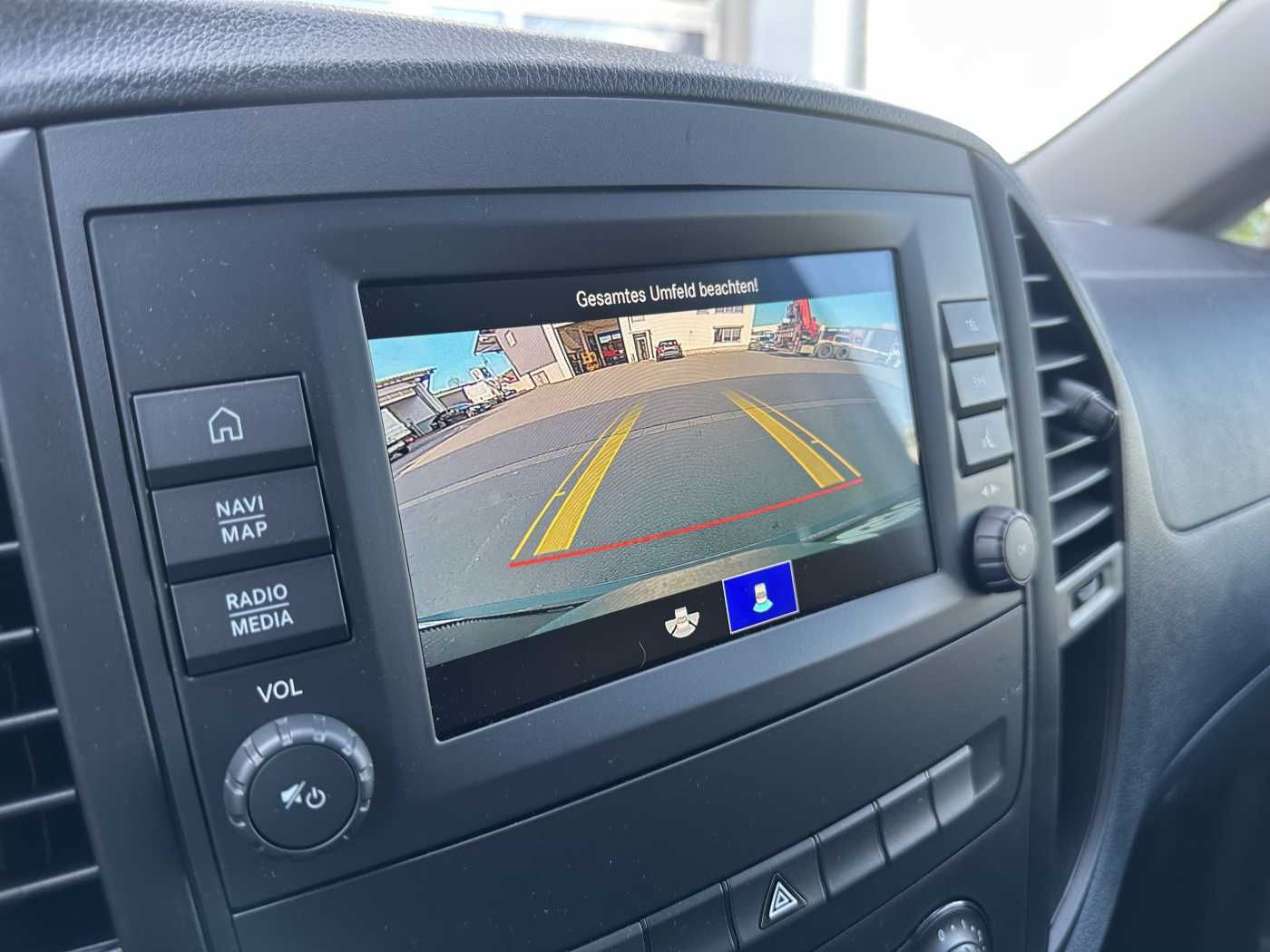 Fahrzeugabbildung Mercedes-Benz eVito 112 Klima Kamera Audio 30 Sitzheiz Tempom.