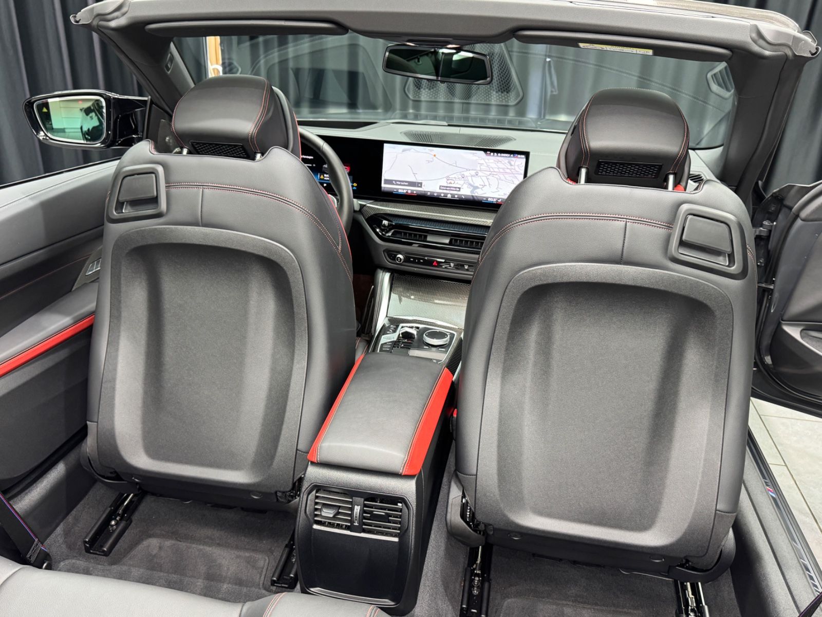 Fahrzeugabbildung BMW M440i Cabrio xDrive|INDIVIDUAL|H&K|LEDER|FACELIF