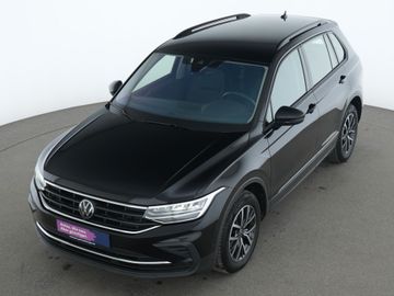 Volkswagen Tiguan - 10
