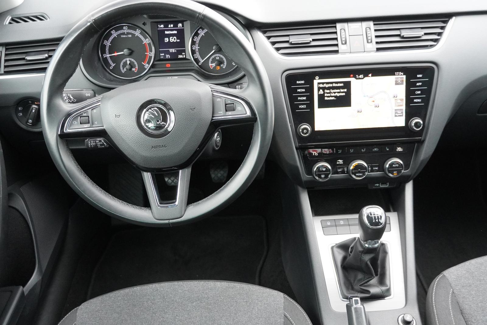 Skoda Octavia Combi 1.0 Soleil LED Navi ACC Keyless