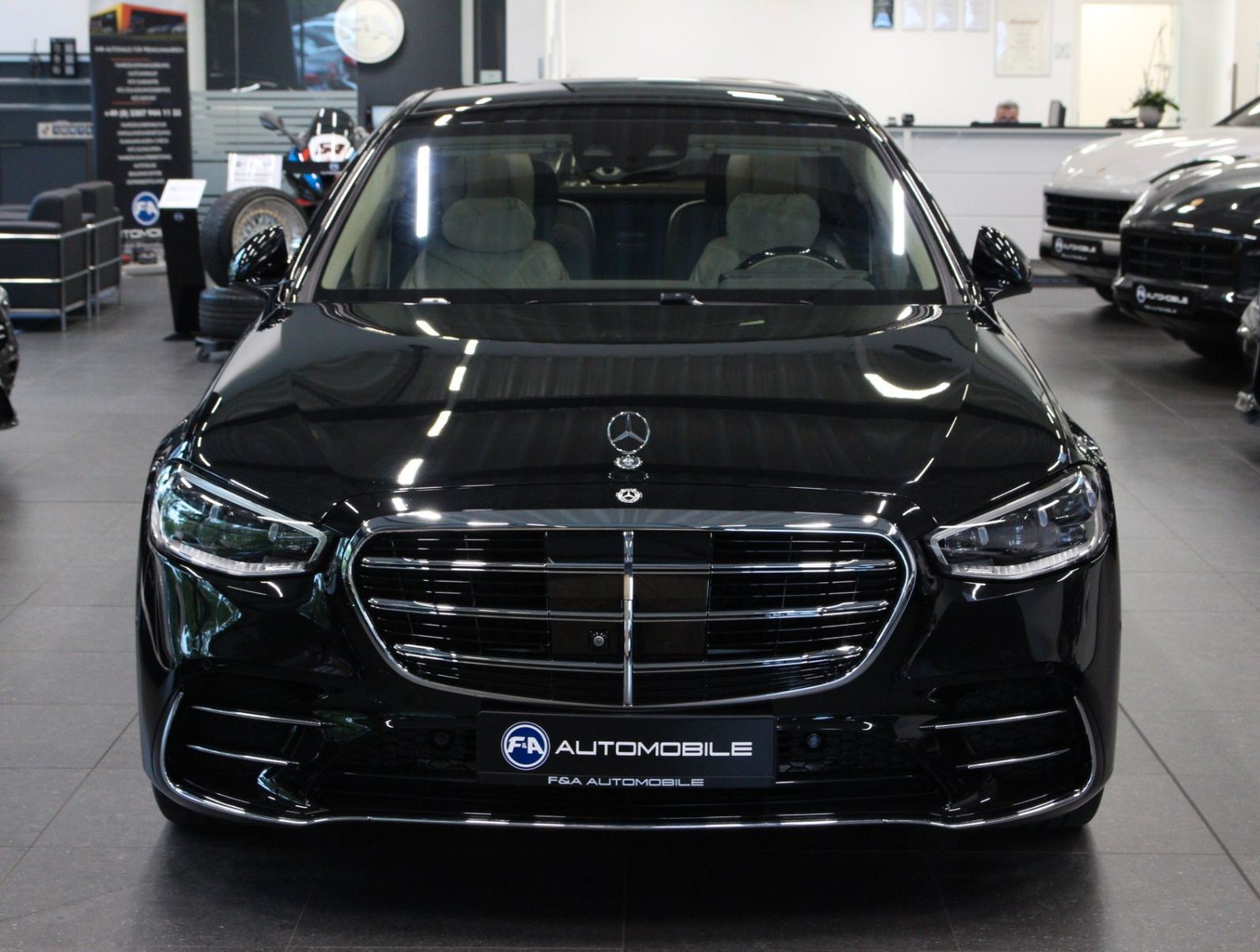 Fahrzeugabbildung Mercedes-Benz S 500L 4Matic AMG Line*Chauffeur*Executive*VOLL