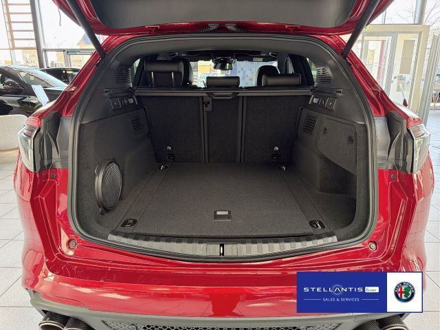 Alfa Romeo Stelvio - Bild 12