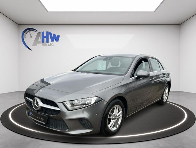 Mercedes-Benz A 180 dStyle