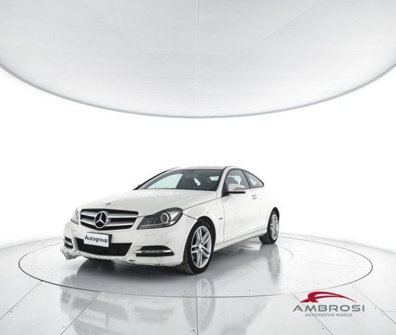 Mercedes-Benz MERCEDES-BENZ CLA sse C 220 CDI BlueEFFICIENCY C