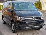 Volkswagen T6 Multivan Comfortline Leder DSG - Volkswagen T6 Transporter mit Benzin-Antrieb: Automatik